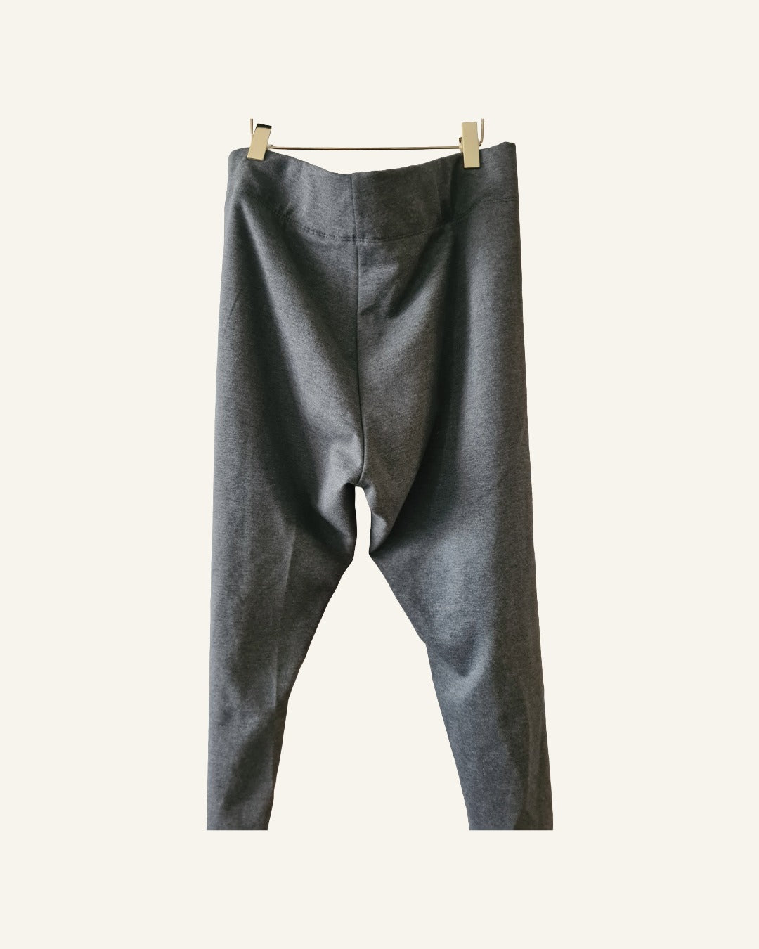 Clockhouse broek/legging met tekstdetail – maat XL – Tweedehands
