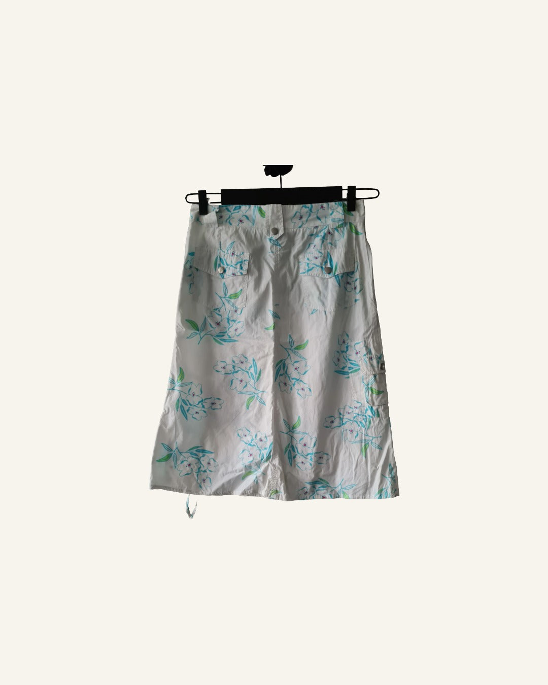 Vila rok – wit met bloemenprint – maat S – Tweedehands