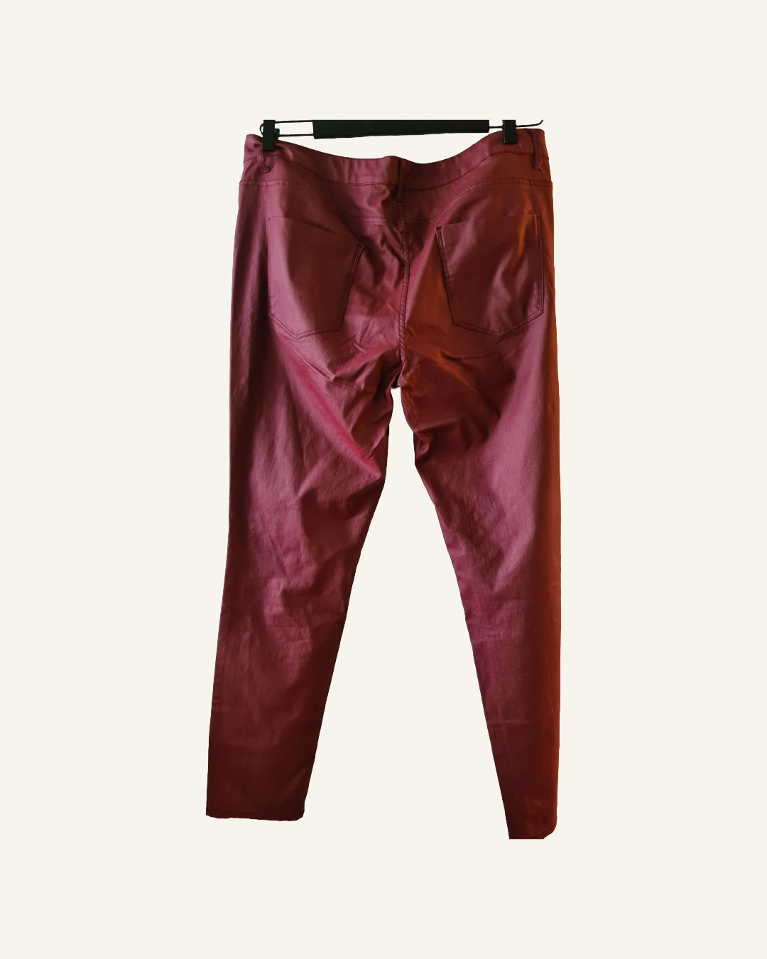 Miss Etam wijnrode broek – maat 46 (valt als 48/50) – Tweedehands