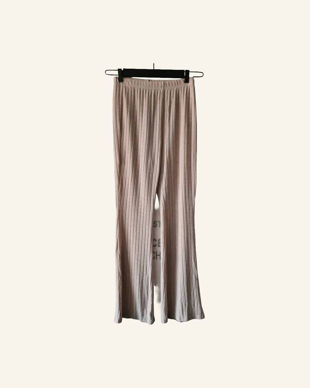 Huispak (2-delig) – beige – maat M – Tweedehands