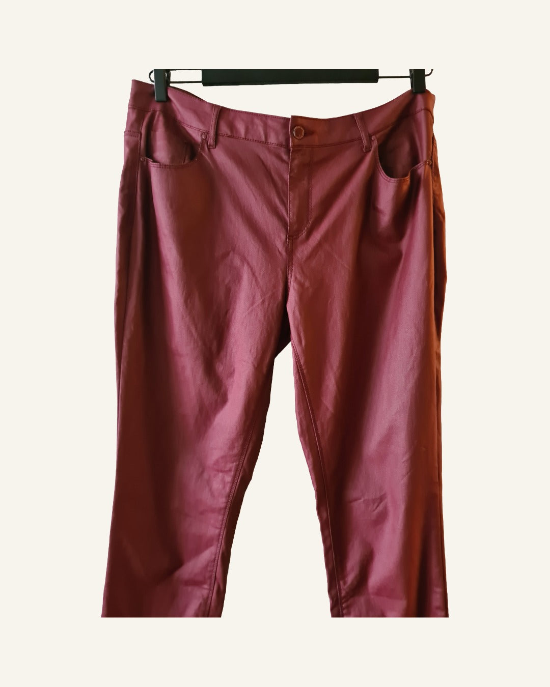 Miss Etam wijnrode broek – maat 46 (valt 48/50) – Tweedehands