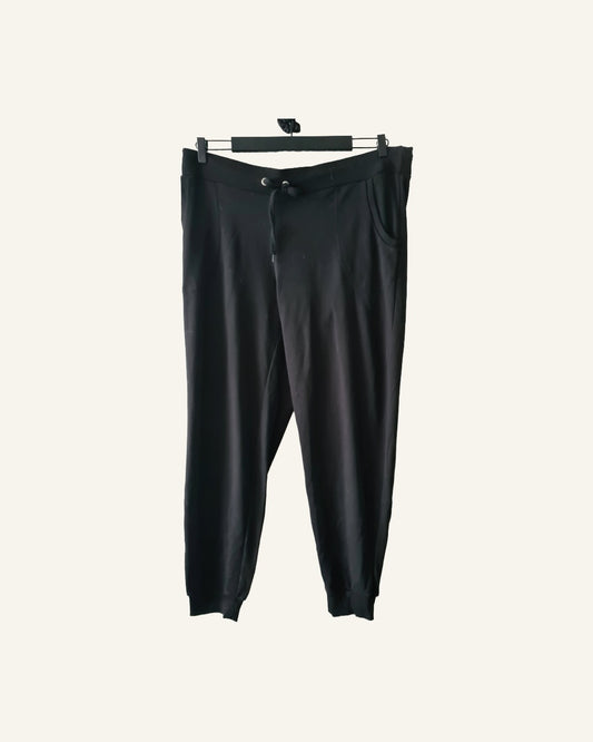 Janina comfortabele vrijetijdsbroek zwart – maat 50 – Tweedehands
