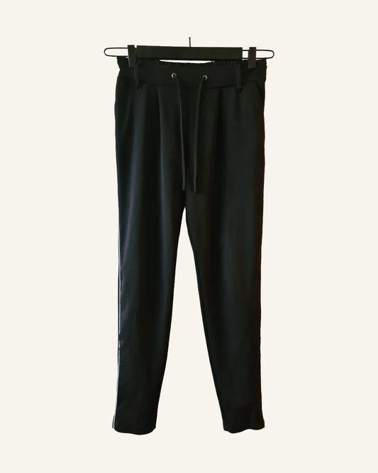 Sportieve broek met koord – maat XS – Tweedehands