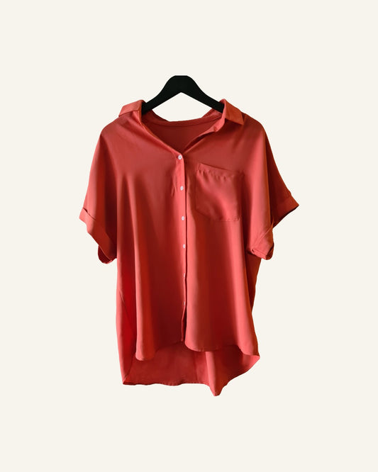 Blouse koraalroze – maat 44/46 – korte mouw – Tweedehands