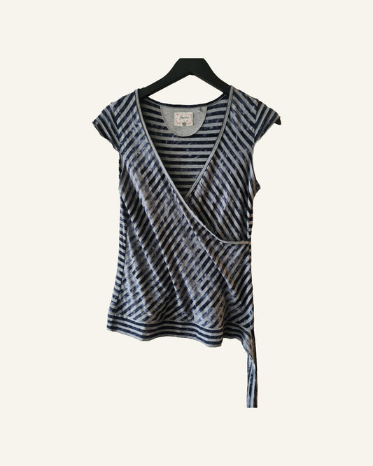 Geisha shirt met overslaglook – maat L/XL – Tweedehands
