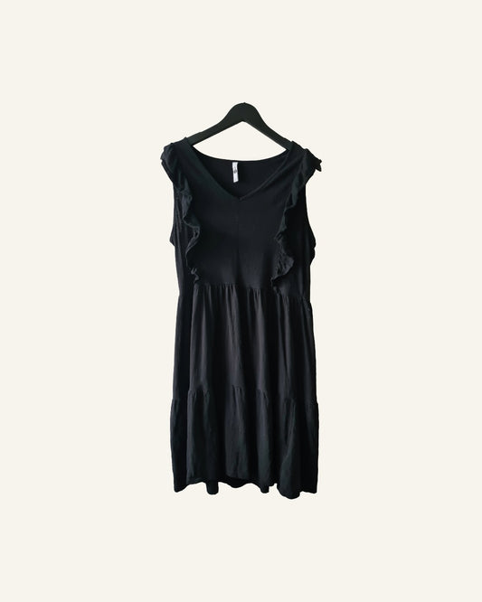 Ever Mi zwarte jurk met ruches – maat L – Tweedehands