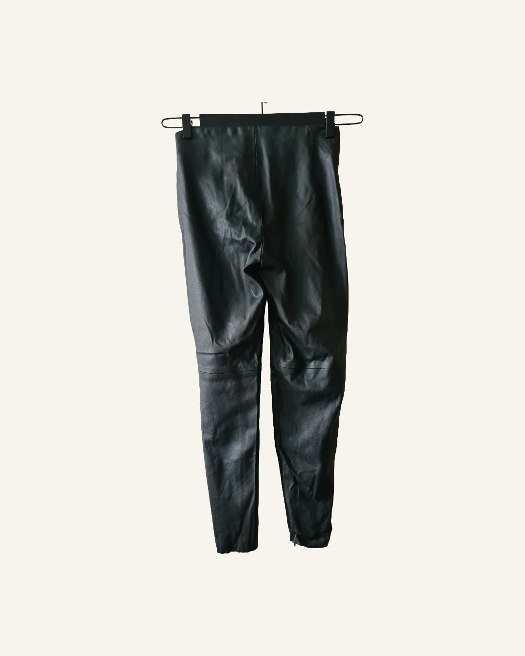 Zara Basic broek zwart – maat S – elastische taille – Tweedehands