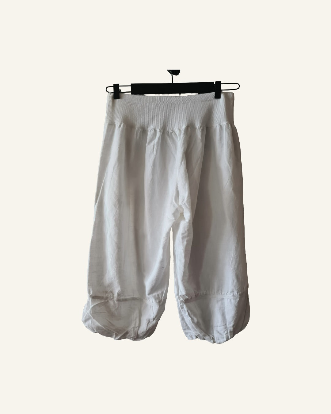 Witte linnen 3/4 broek – maat XXL (46/48) – Tweedehands