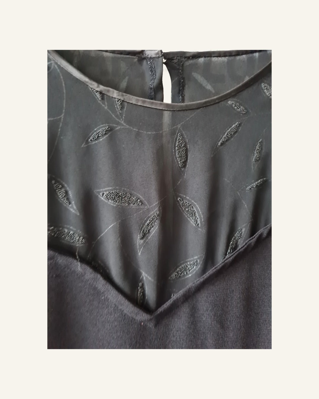zwarte set (top + broek)  – Maat 48/50  – Tweedehands