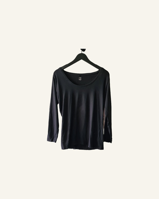 longsleeve – maat 46 – zwart – Tweedehands