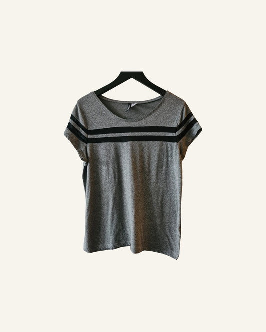 H&M T-shirt grijs – maat L – korte mouw – Tweedehands