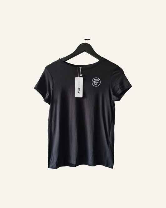 FB Sister T-shirt – Maat S – Nieuw met kaartje