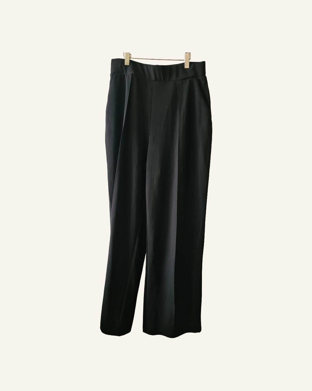 H&M broek zwart – maat M – rechte pijp – Tweedehands